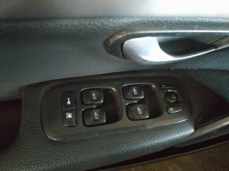 MANDO ELEVALUNAS DELANTERO IZQUIERDO 