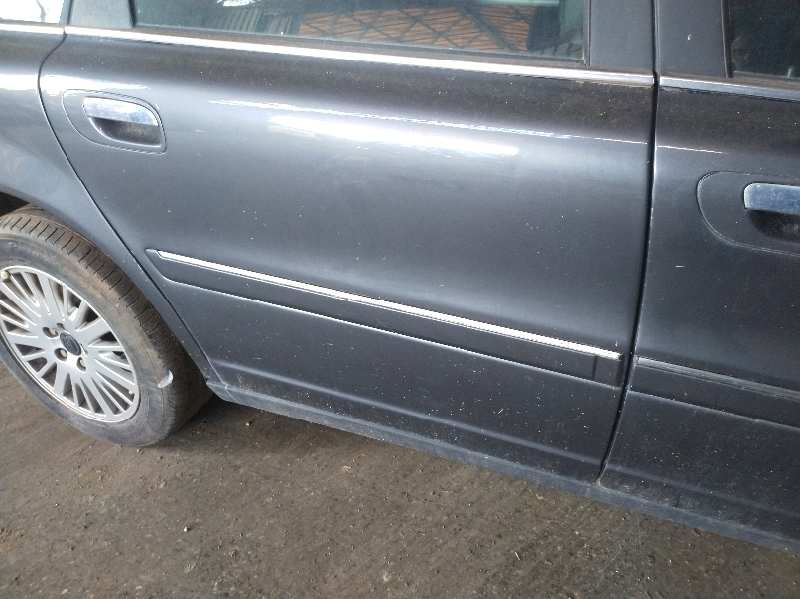 PUERTA TRASERA DERECHA