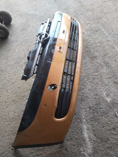 PARAGOLPES DELANTERO