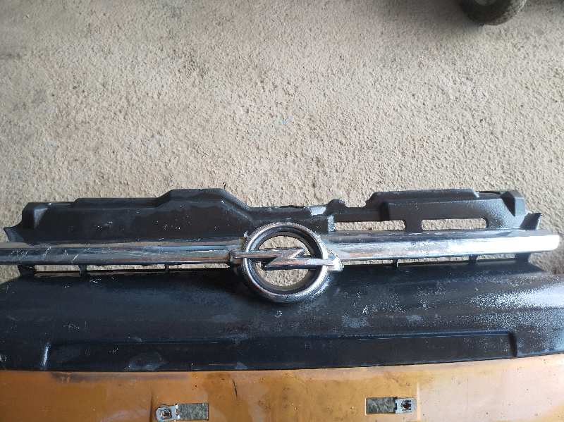 PARAGOLPES DELANTERO