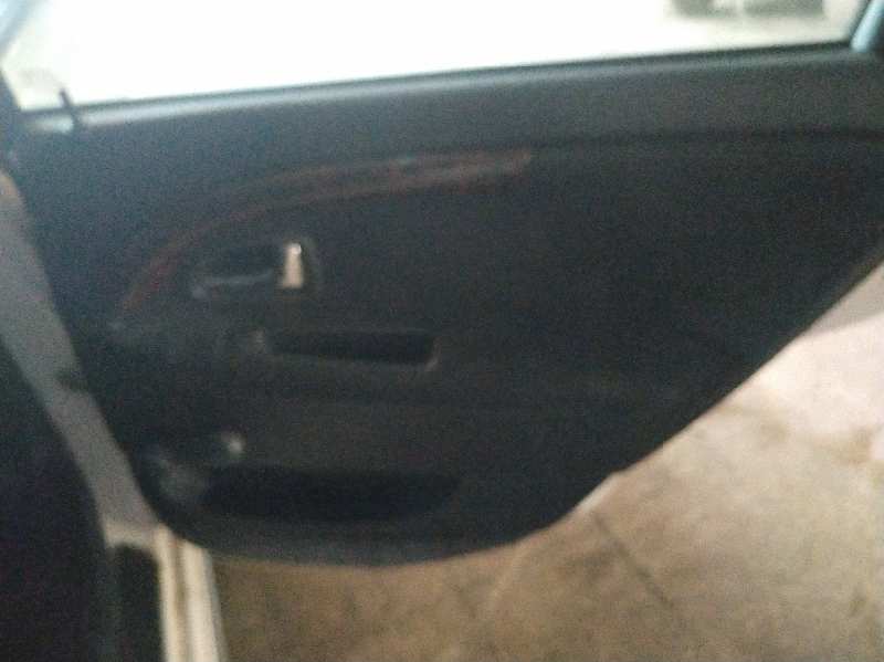 ELEVALUNAS TRASERO DERECHO