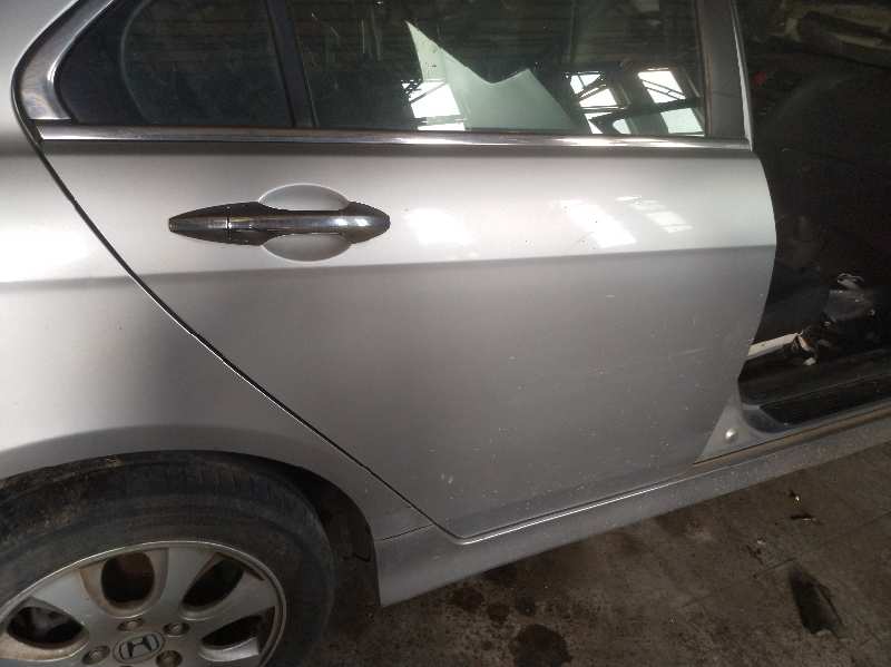 PUERTA TRASERA DERECHA