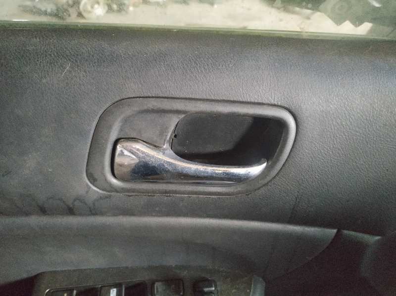 MANETA INTERIOR DELANTERA IZQUIERDA