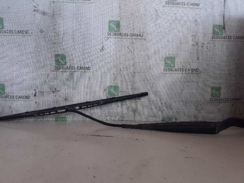 BRAZO LIMPIA DELANTERO DERECHO