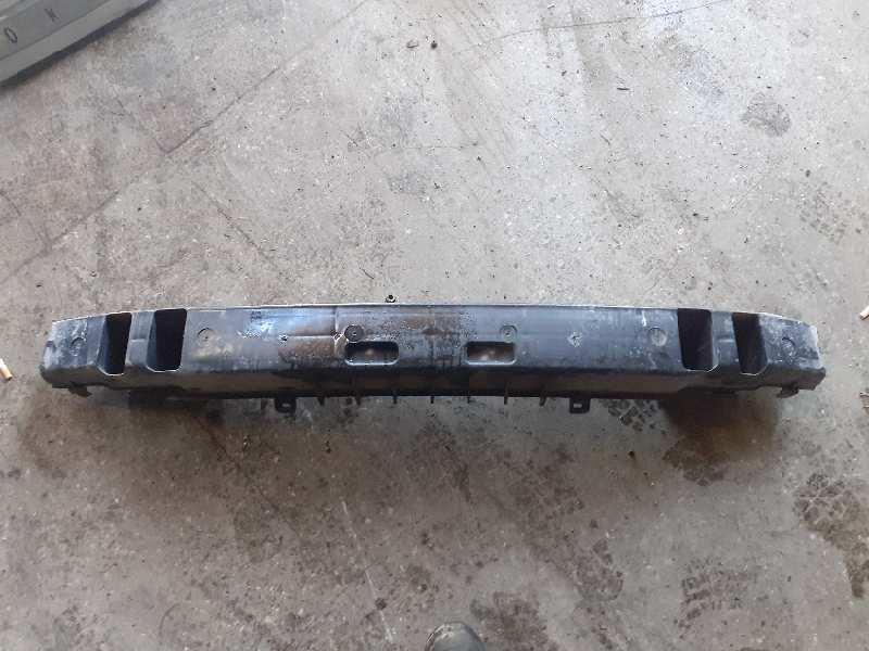 REFUERZO PARAGOLPES DELANTERO