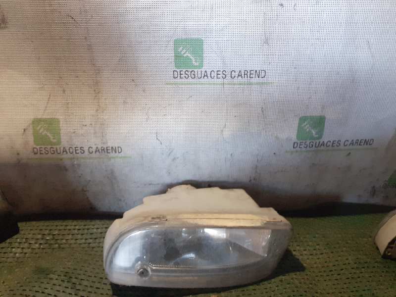 FARO ANTINIEBLA IZQUIERDO