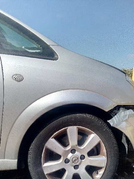 ALETA DELANTERA DERECHA