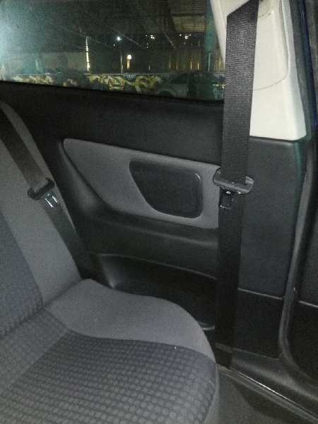 GUARNECIDO PUERTA TRASERA IZQUIERDA