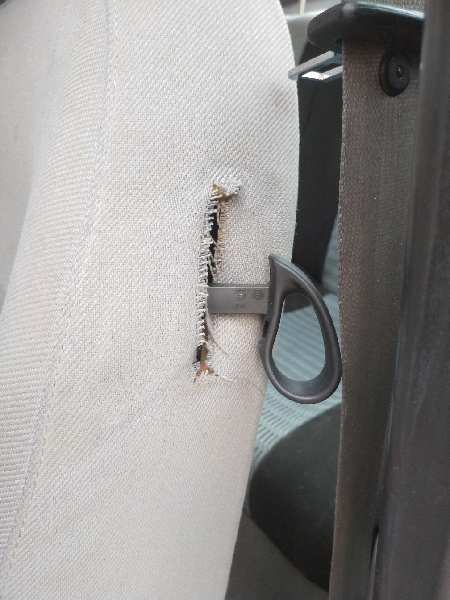 ASIENTO DELANTERO IZQUIERDO