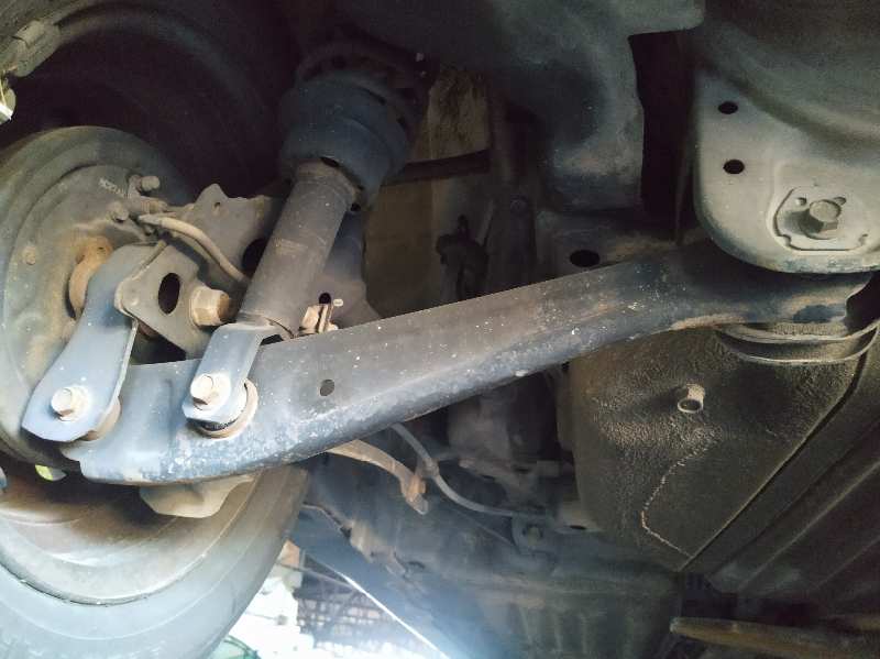 BRAZO SUSPENSION INFERIOR TRASERO IZQUIERDO