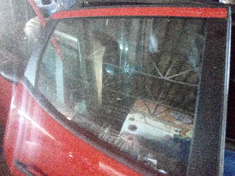 LUNA TRASERA DERECHA