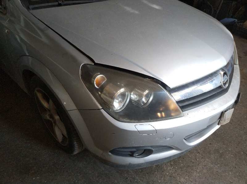 ELEVALUNAS DELANTERO DERECHO