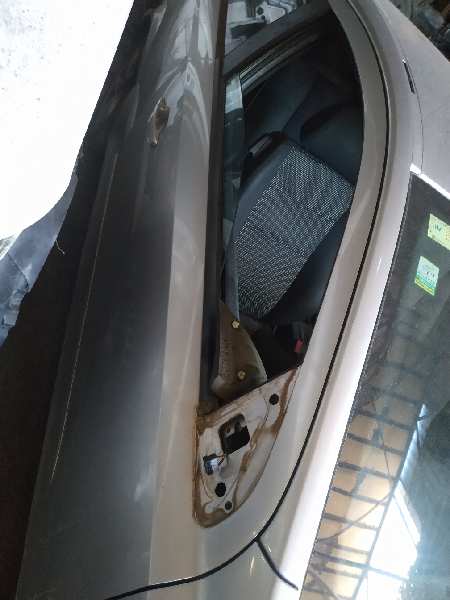 ELEVALUNAS DELANTERO DERECHO