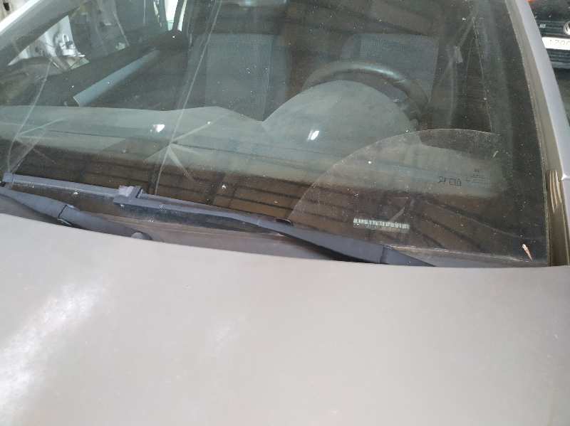 BRAZO LIMPIA DELANTERO IZQUIERDO