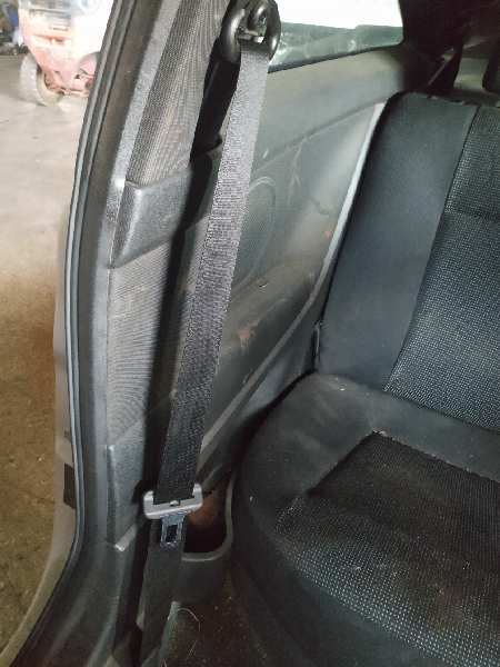 CINTURON SEGURIDAD DELANTERO DERECHO