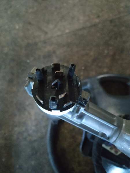 CONMUTADOR DE ARRANQUE