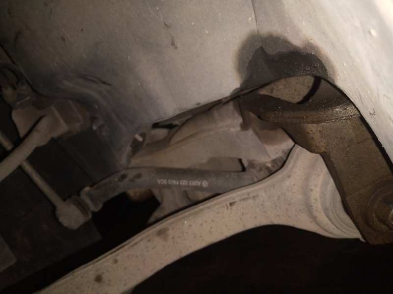 BARRA ESTABILIZADORA DELANTERA