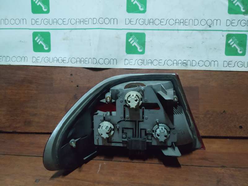 PILOTO TRASERO DERECHO