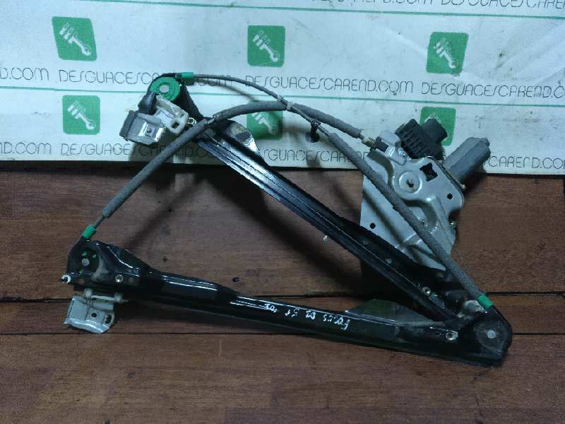 ELEVALUNAS DELANTERO IZQUIERDO