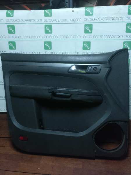 GUARNECIDO PUERTA DELANTERA IZQUIERDA