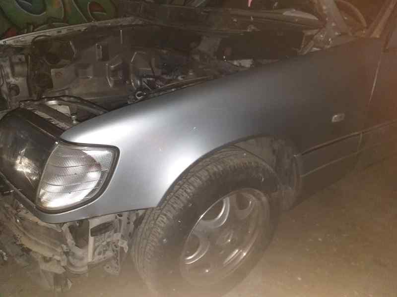 PEQUEÑO BOLLO  ALETA DELANTERA IZQUIERDA MERCEDES CLASE S (W140) BERLINA