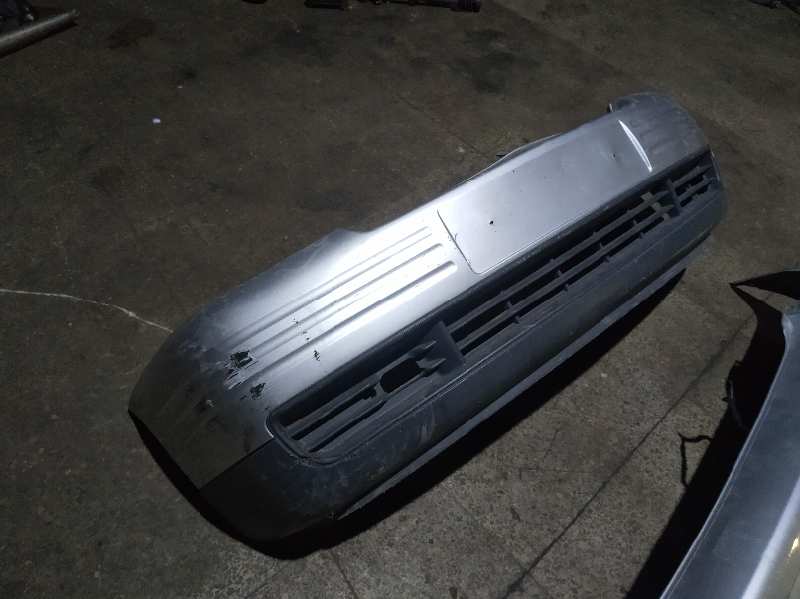 PARAGOLPES DELANTERO