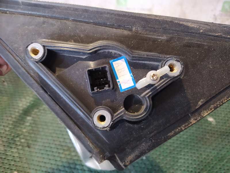 RETROVISOR IZQUIERDO