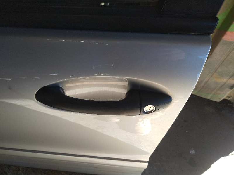 MANETA EXTERIOR DELANTERA IZQUIERDA