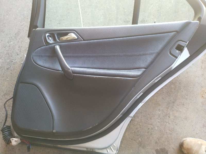 ELEVALUNAS TRASERO DERECHO