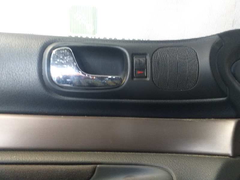 MANETA INTERIOR DELANTERA IZQUIERDA