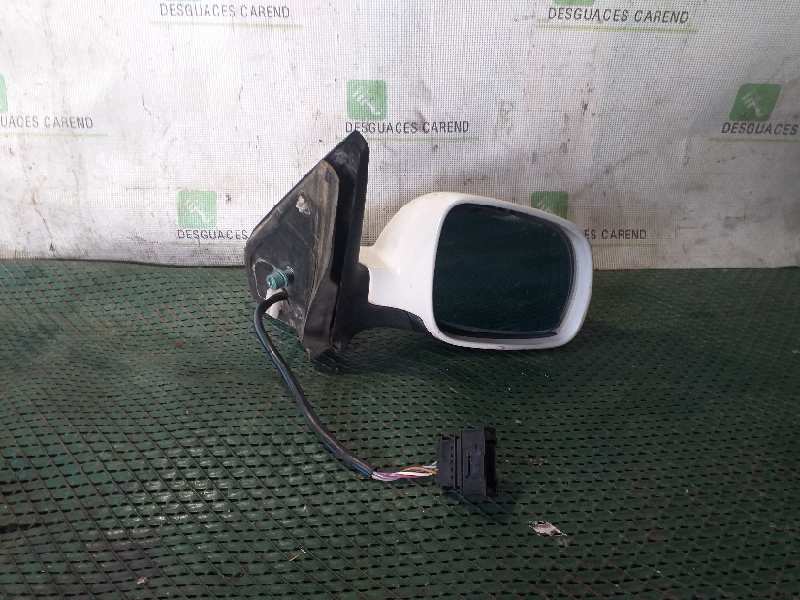 RETROVISOR DERECHO