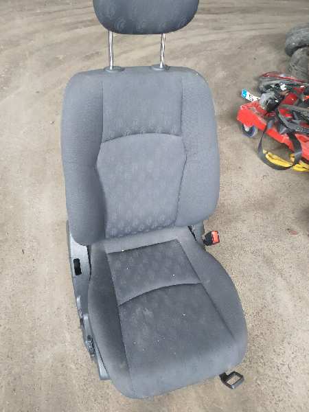 ASIENTO DELANTERO DERECHO