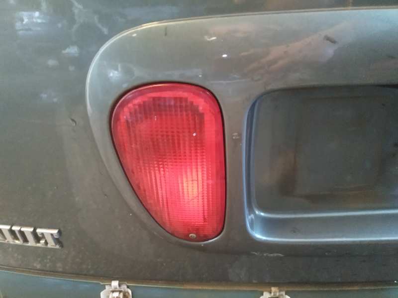 FARO ANTINIEBLA TRASERO IZQUIERDO RENAULT ESPACE /GRAND ESPACE (JE0)