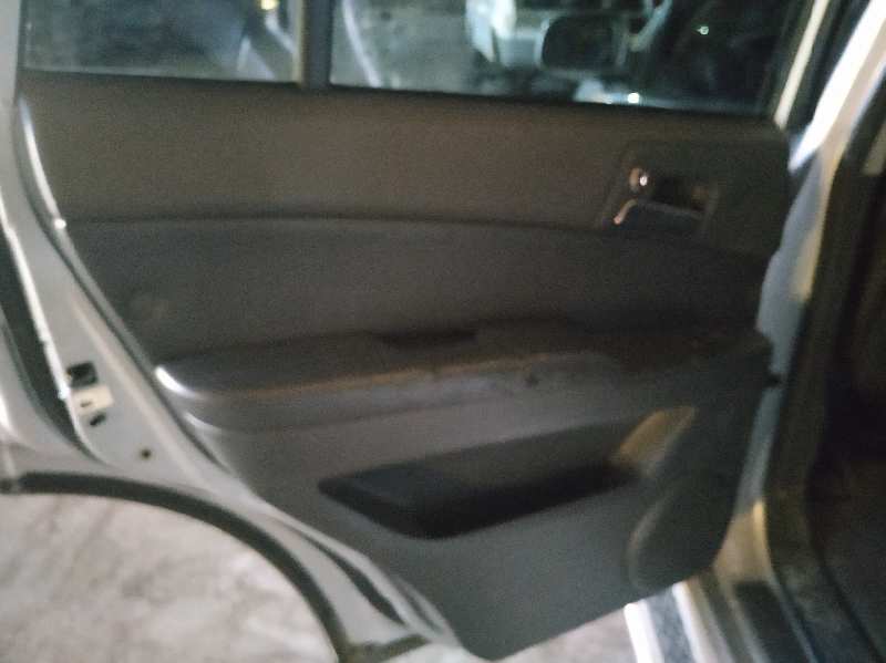 ELEVALUNAS TRASERO IZQUIERDO