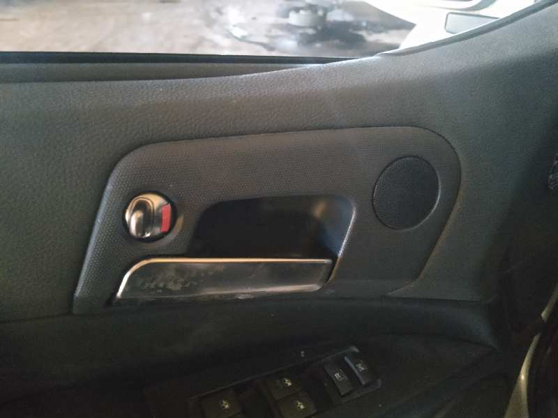 MANETA INTERIOR DELANTERA IZQUIERDA