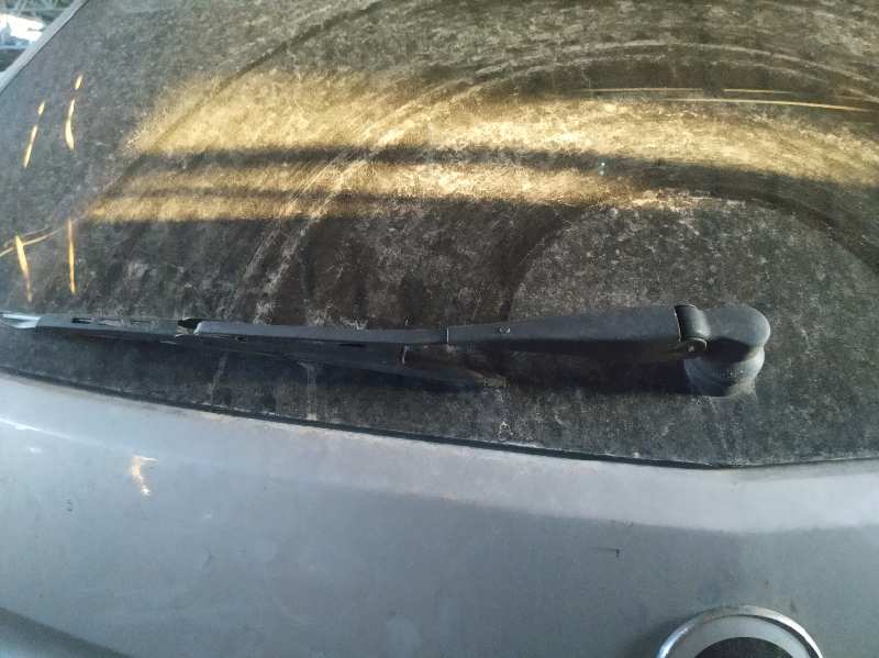 BRAZO LIMPIA TRASERO