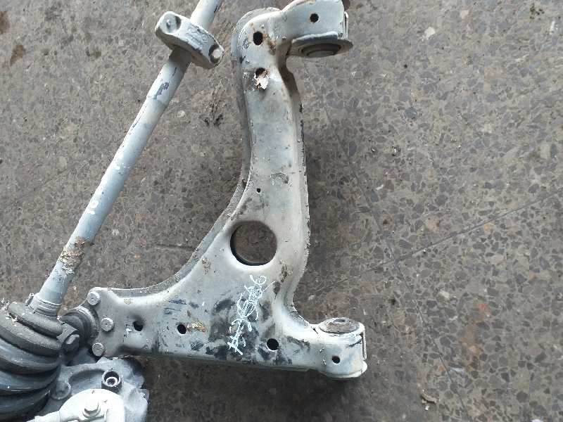BRAZO SUSPENSION INFERIOR DELANTERO DERECHO