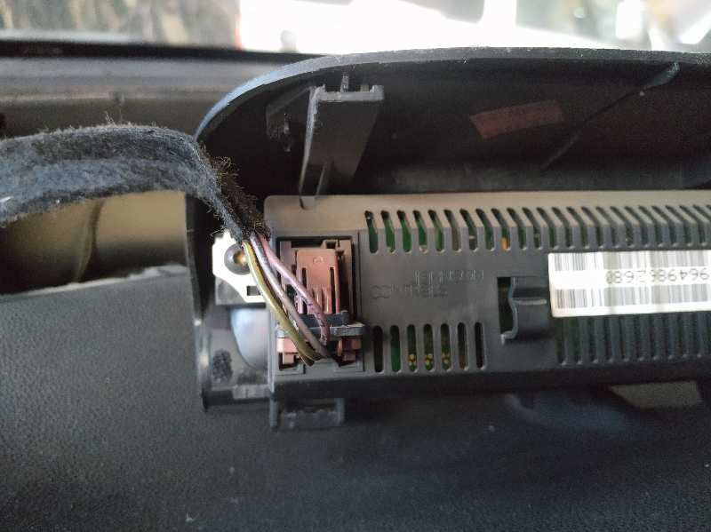 PANTALLA MULTIFUNCION