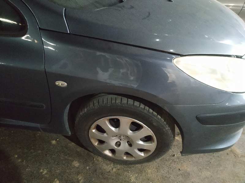 ALETA DELANTERA DERECHA