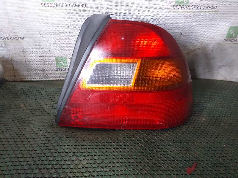 PILOTO TRASERO DERECHO