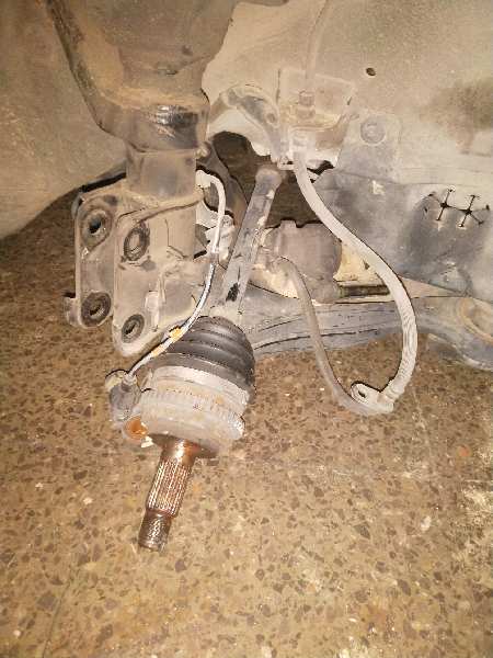 TRANSMISION DELANTERA IZQUIERDA