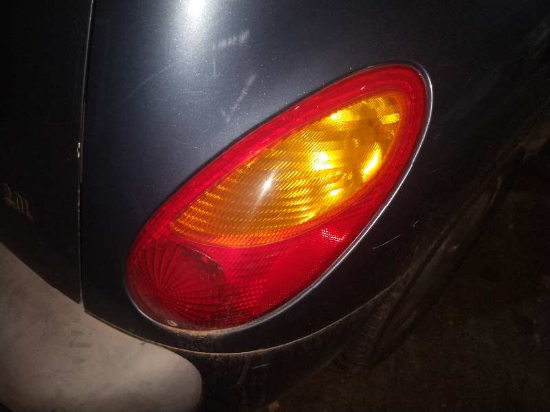 PILOTO TRASERO DERECHO