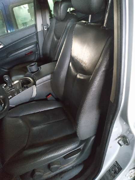 ASIENTO DELANTERO IZQUIERDO