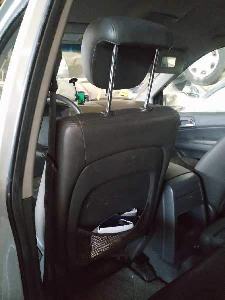ASIENTO DELANTERO IZQUIERDO