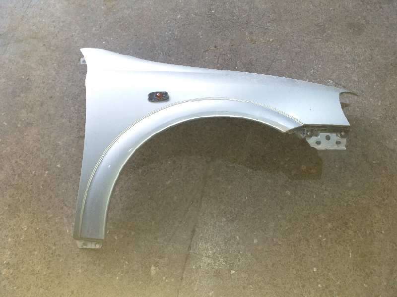 ALETA DELANTERA DERECHA