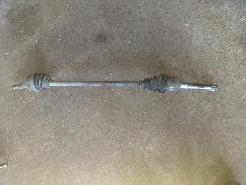 TRANSMISION DELANTERA DERECHA