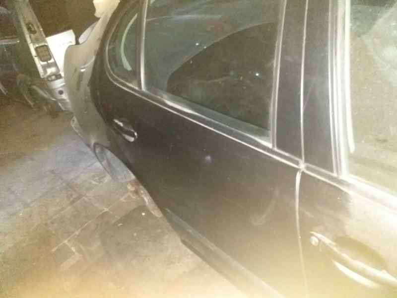 LUNA TRASERA DERECHA