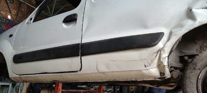 PUERTA DELANTERA IZQUIERDA