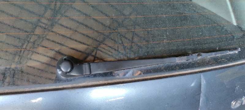 BRAZO LIMPIA TRASERO