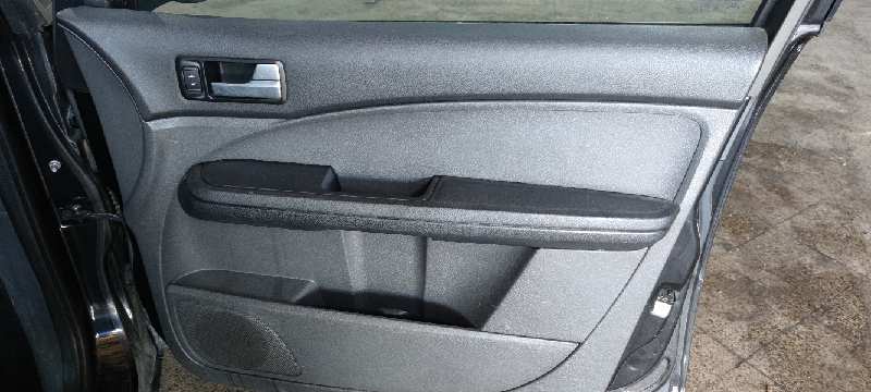 ELEVALUNAS DELANTERO DERECHO